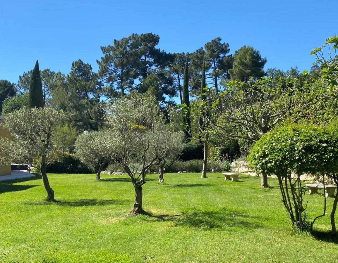 Les Sables D'Ocre & Spa Roussillon en Isere Esterno foto